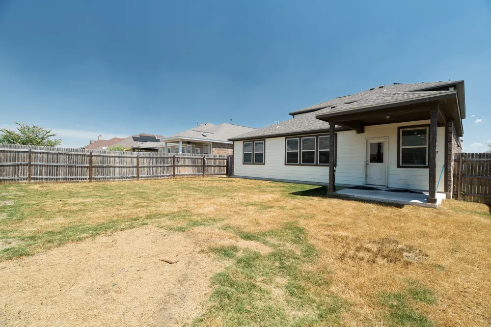 17108 Lathrop Avenue Pflugerville, TX 78660