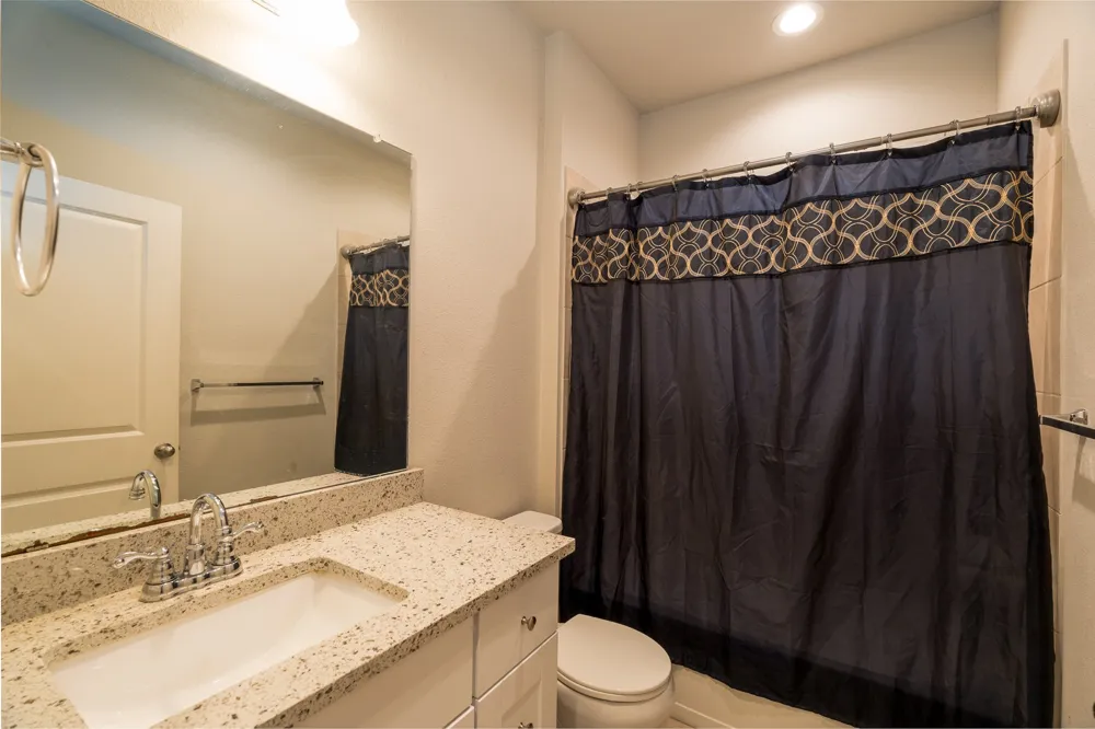 17108 Lathrop Avenue Pflugerville, TX 78660
