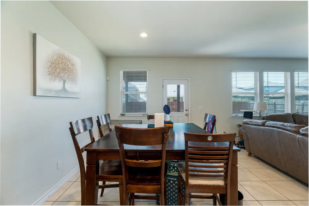 17108 Lathrop Avenue Pflugerville, TX 78660