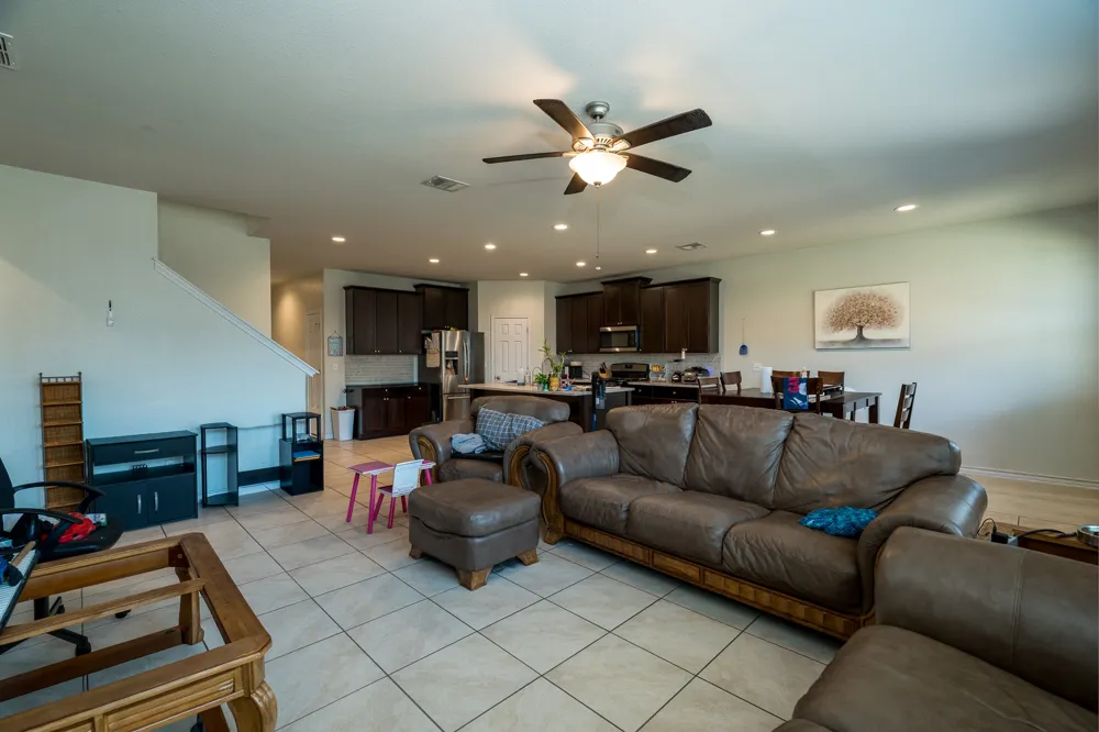 17108 Lathrop Avenue Pflugerville, TX 78660