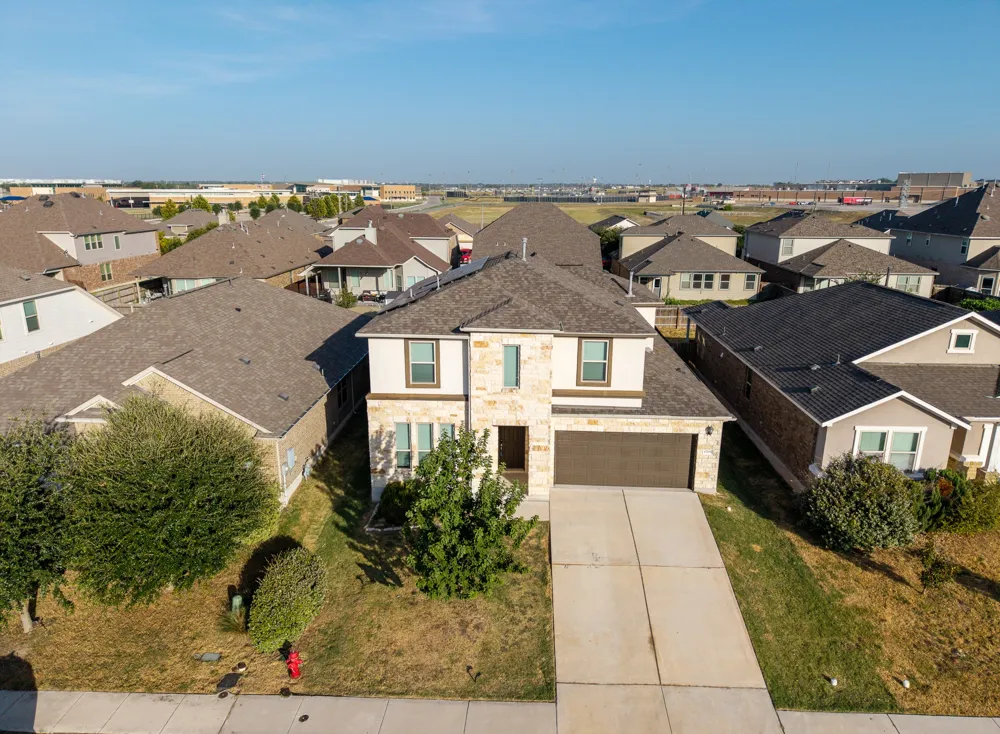17108 Lathrop Avenue Pflugerville, TX 78660