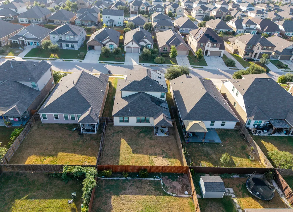 17108 Lathrop Avenue Pflugerville, TX 78660