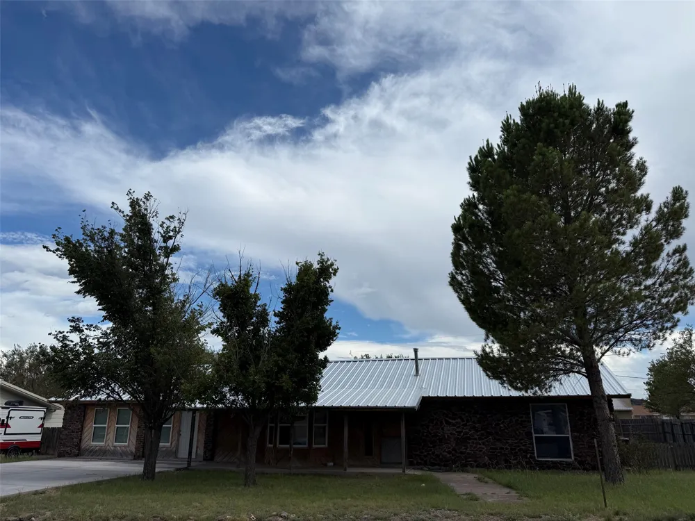 204 Circle C Avenue Fort Davis, TX 79734