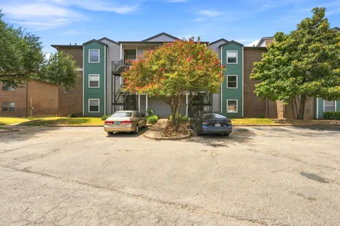12166 Metric Boulevard #280 - Bldg 9