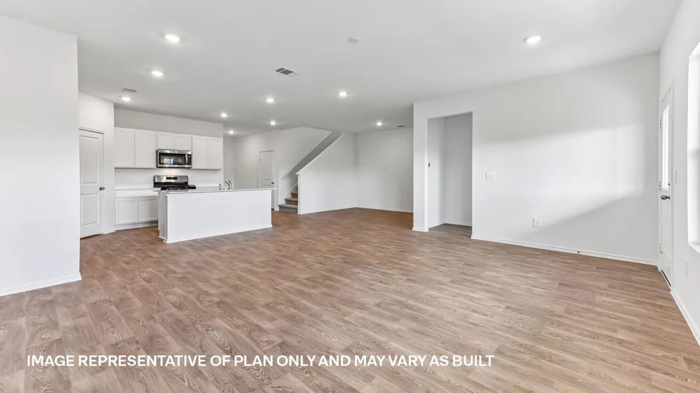 12117 Silverston Tree Bend Mustang Ridge, TX 78610
