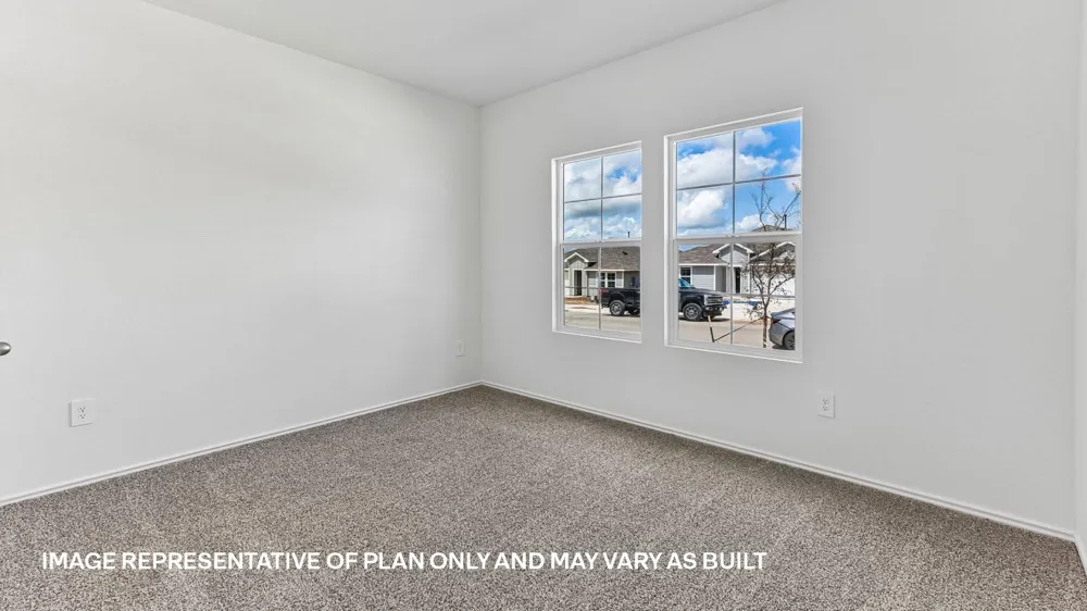 12117 Silverston Tree Bend Mustang Ridge, TX 78610