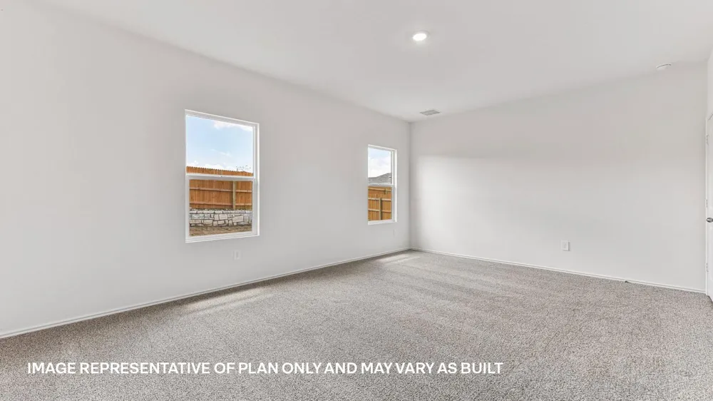 12117 Silverston Tree Bend Mustang Ridge, TX 78610