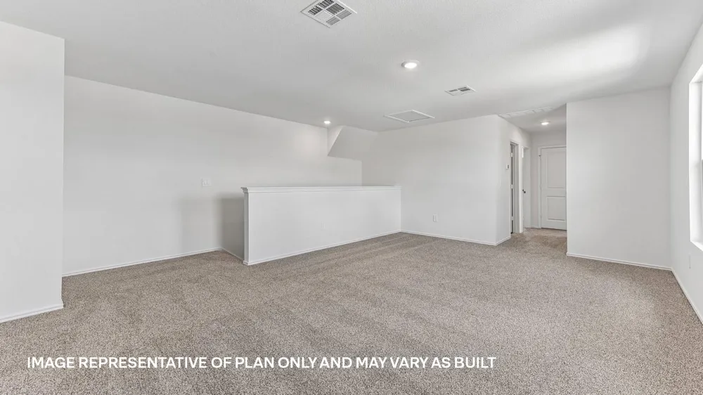 12117 Silverston Tree Bend Mustang Ridge, TX 78610