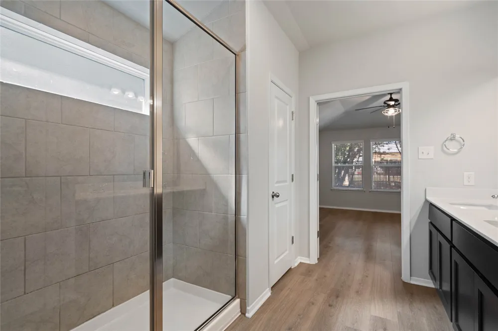 20004 Lee Lane Lago Vista, TX 78645