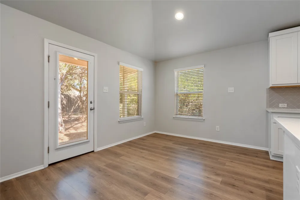 20004 Lee Lane Lago Vista, TX 78645
