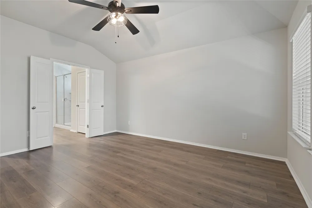 20004 Lee Lane Lago Vista, TX 78645