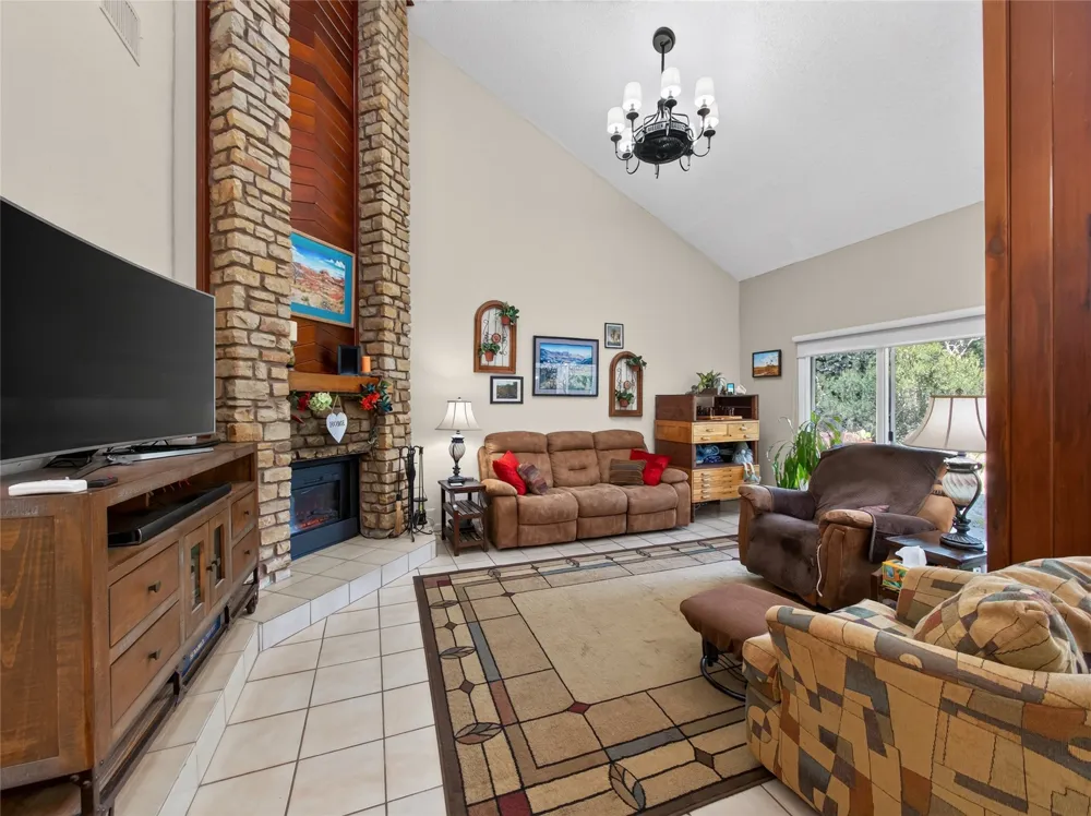 706 Clayton Nolen Drive Horseshoe Bay, TX 78657