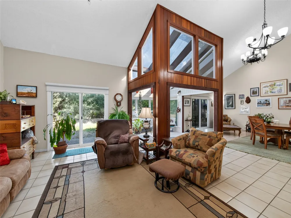 706 Clayton Nolen Drive Horseshoe Bay, TX 78657