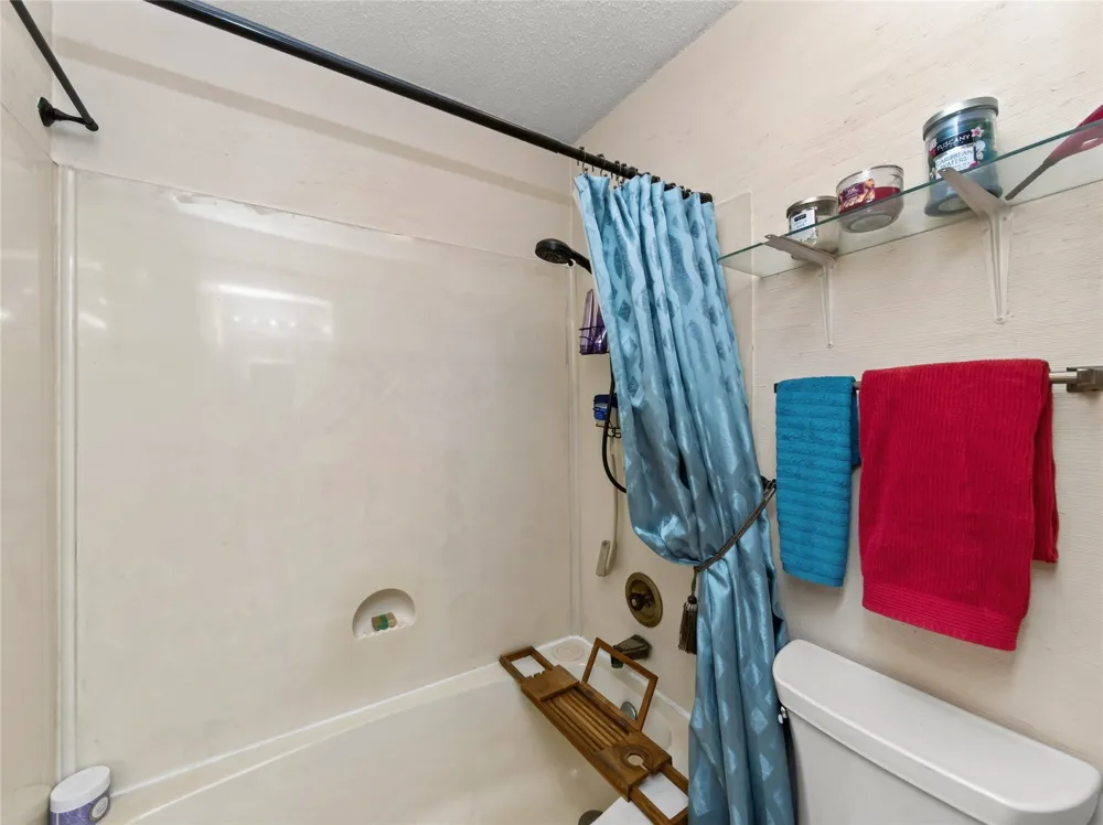 706 Clayton Nolen Drive Horseshoe Bay, TX 78657