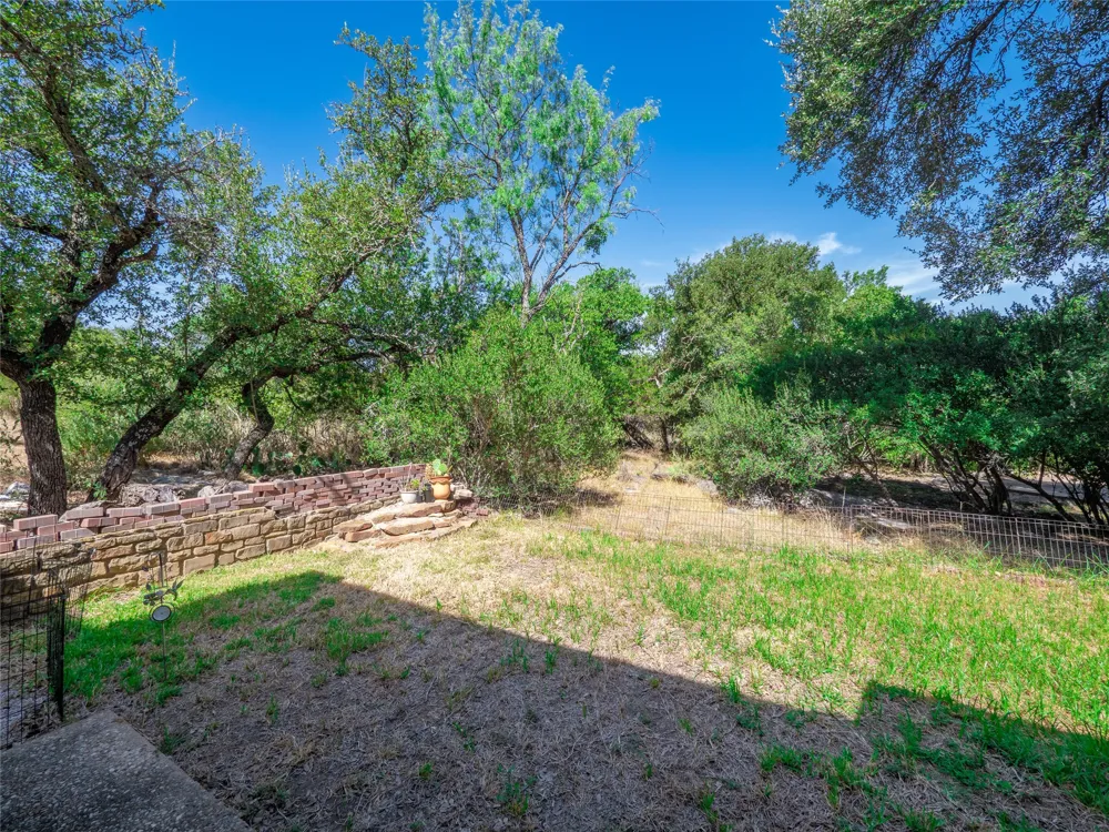 706 Clayton Nolen Drive Horseshoe Bay, TX 78657