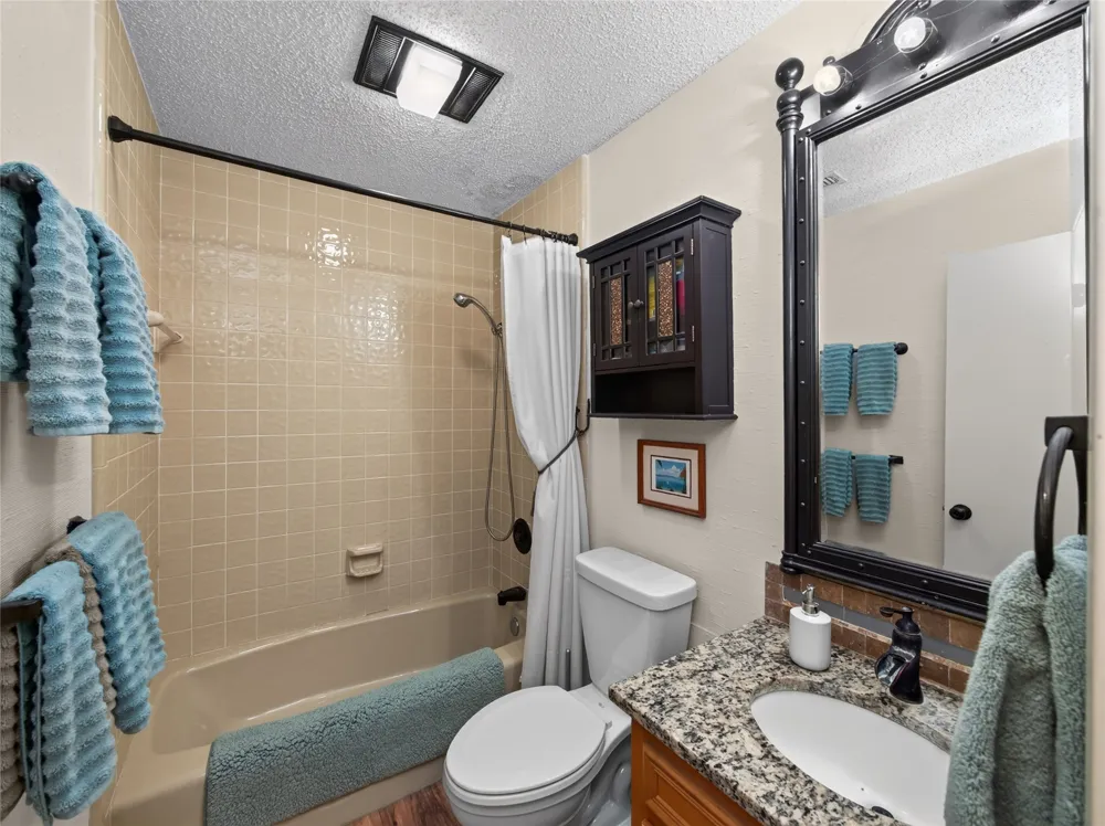 706 Clayton Nolen Drive Horseshoe Bay, TX 78657