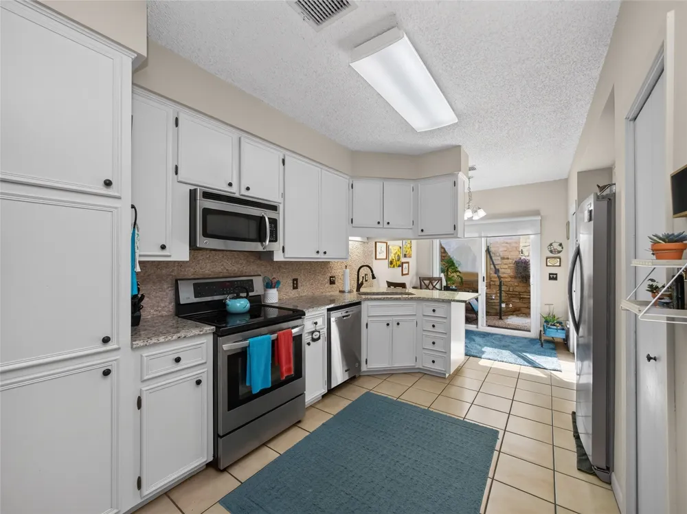 706 Clayton Nolen Drive Horseshoe Bay, TX 78657