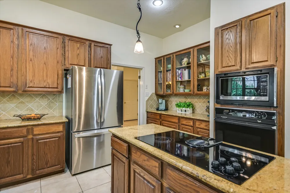 901 Rock Spring Cove Round Rock, TX 78681