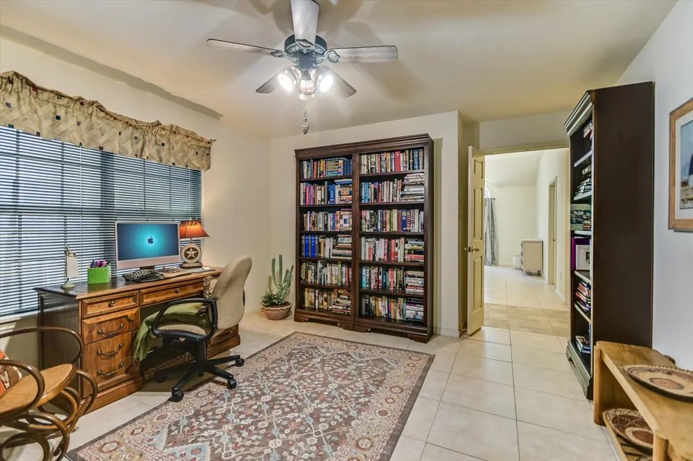 901 Rock Spring Cove Round Rock, TX 78681