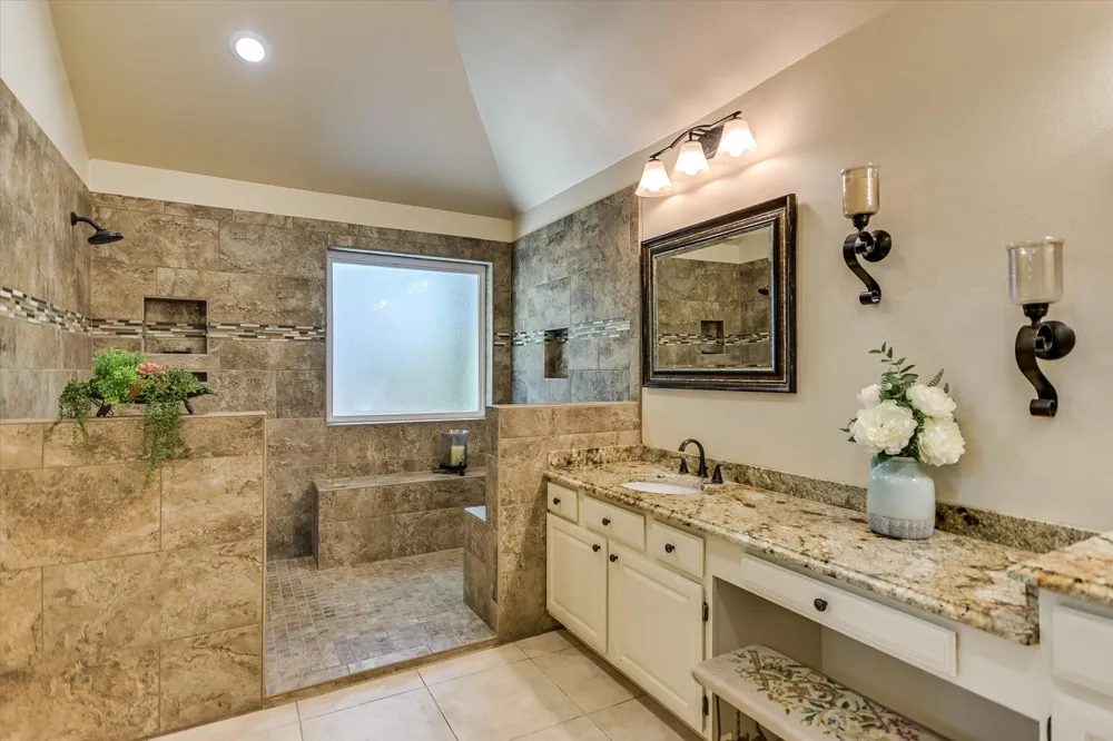 901 Rock Spring Cove Round Rock, TX 78681