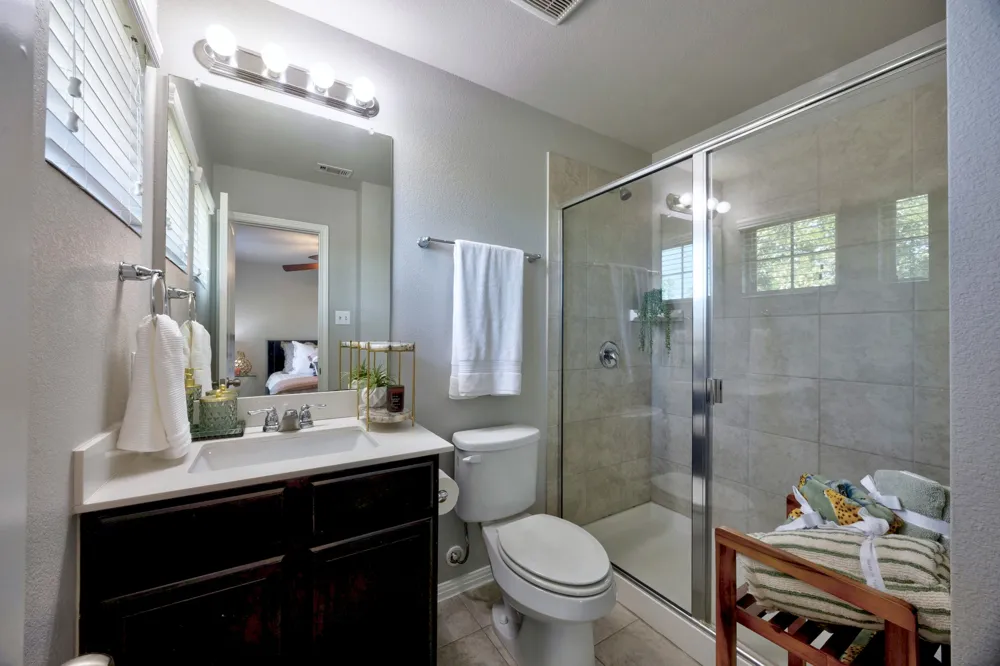 444 S Brook Drive Leander, TX 78641