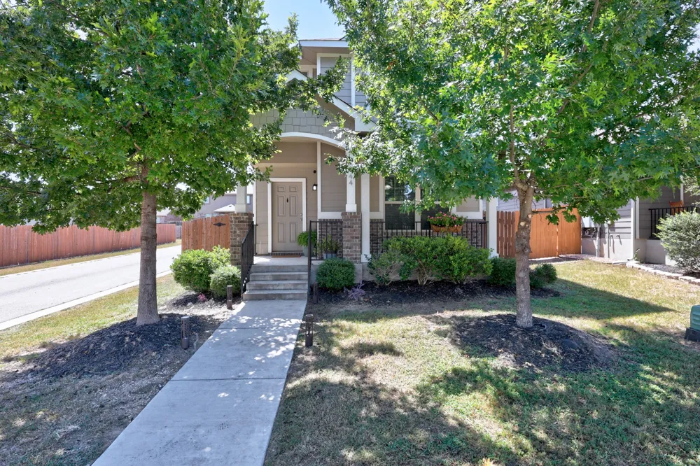 444 S Brook Drive Leander, TX 78641