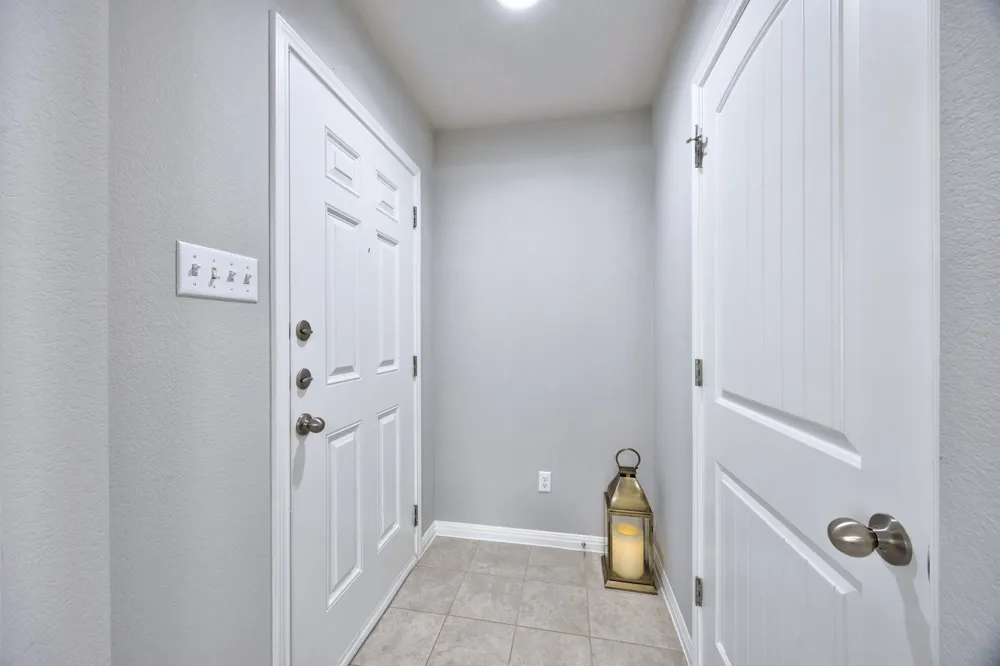 444 S Brook Drive Leander, TX 78641
