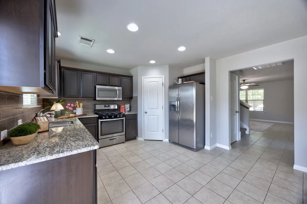 444 S Brook Drive Leander, TX 78641