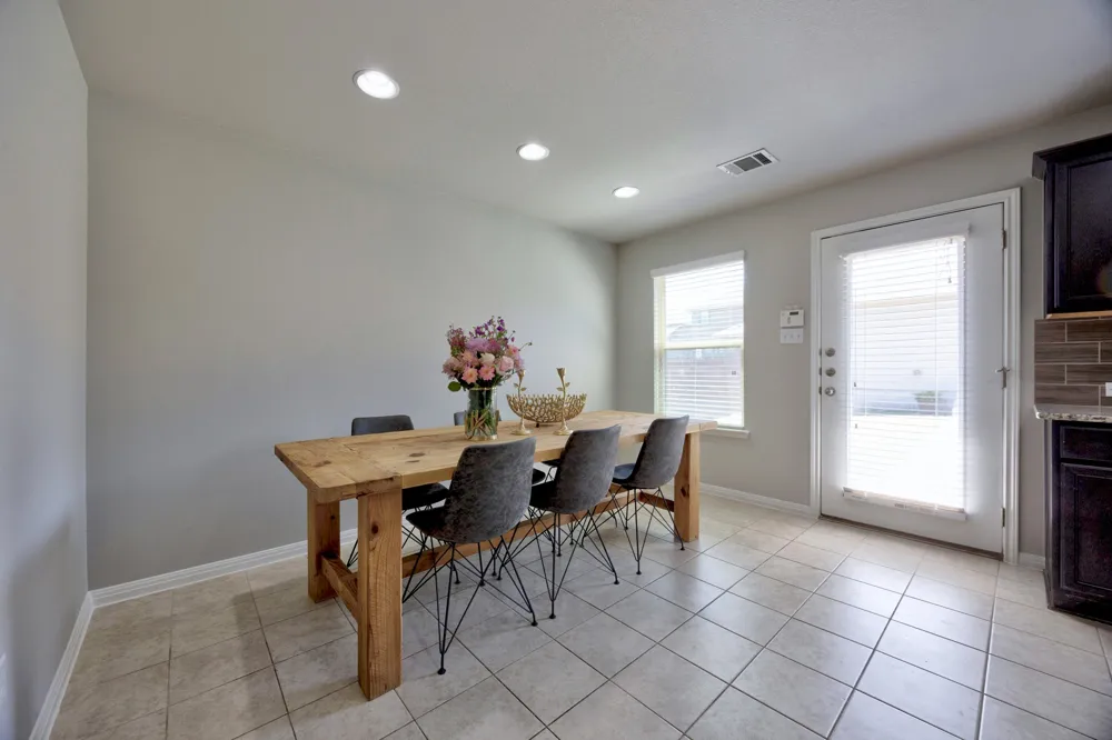 444 S Brook Drive Leander, TX 78641