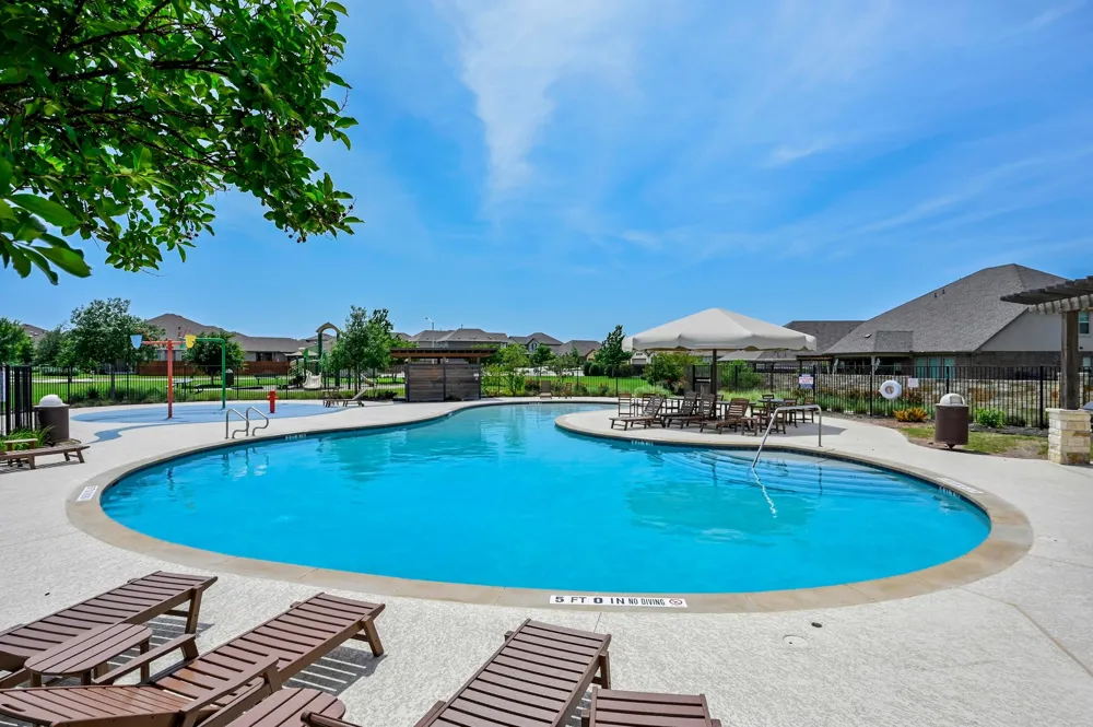 444 S Brook Drive Leander, TX 78641