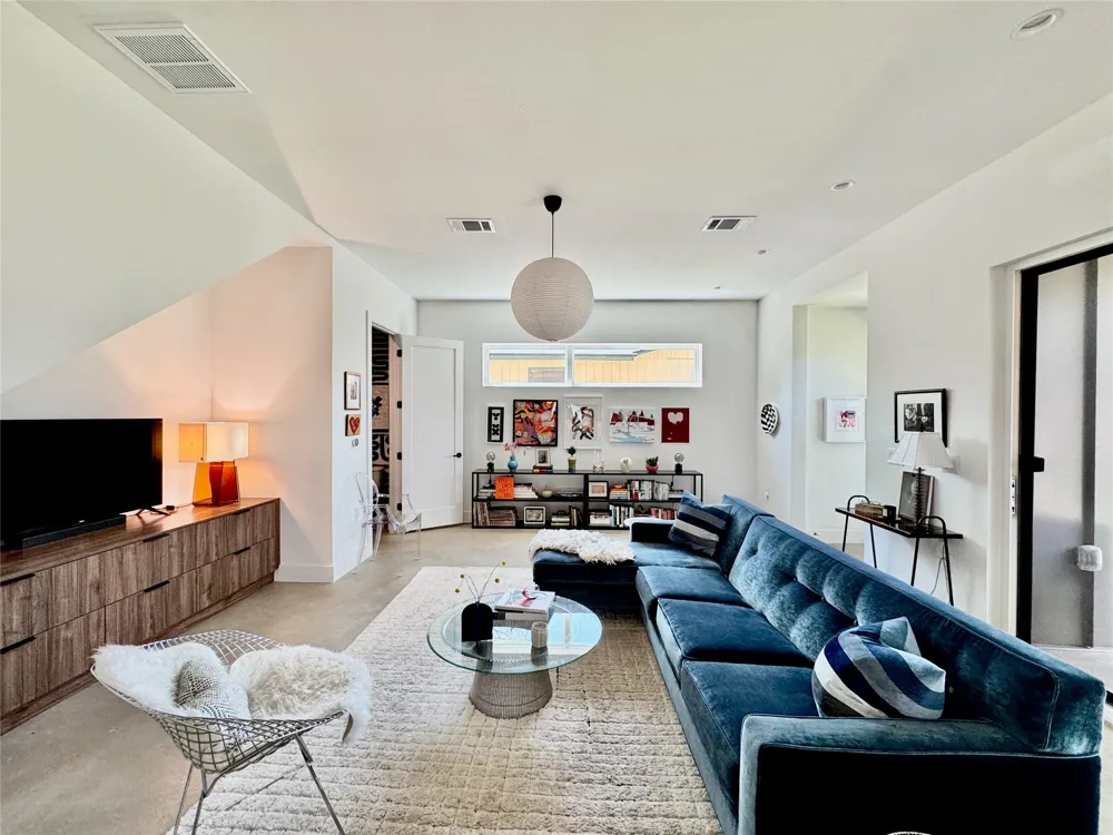619 Tillery Street #A Austin, TX 78702