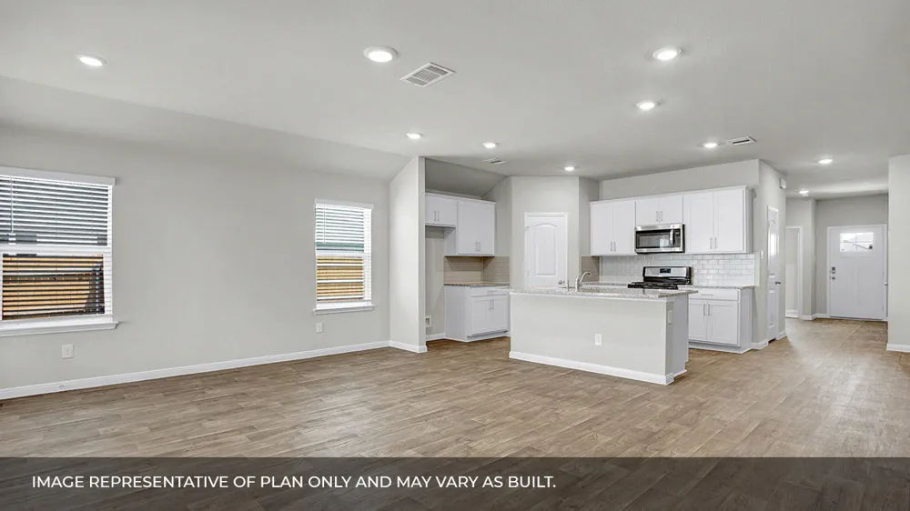 12113 Silverston Tree Bend Mustang Ridge, TX 78610