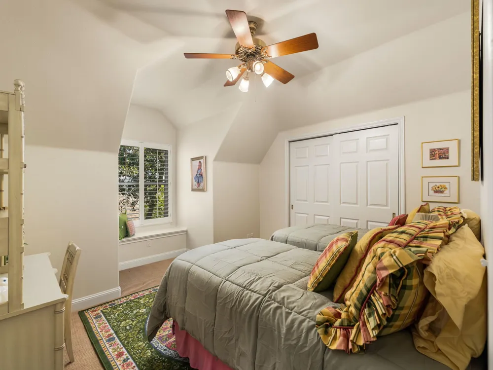 5708 Long Court Austin, TX 78730