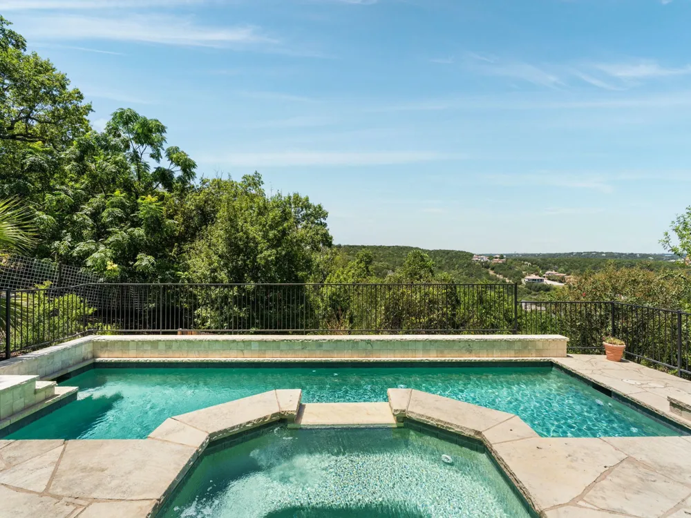 5708 Long Court Austin, TX 78730