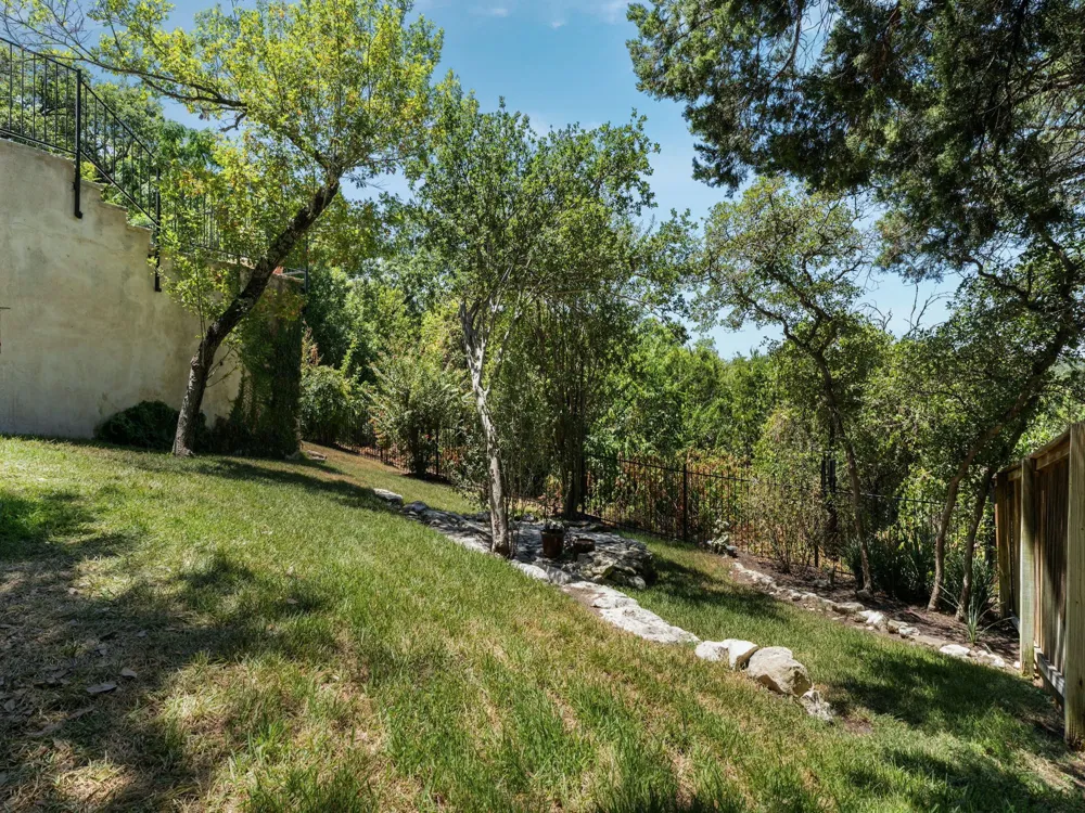 5708 Long Court Austin, TX 78730