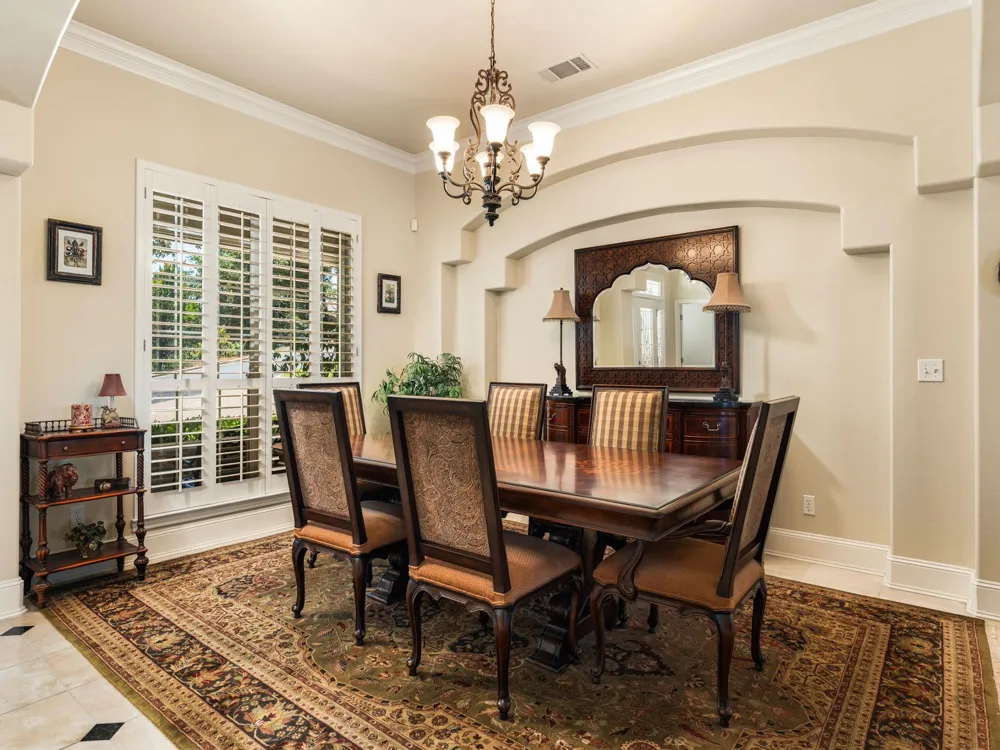 5708 Long Court Austin, TX 78730
