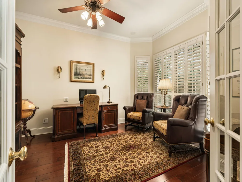 5708 Long Court Austin, TX 78730