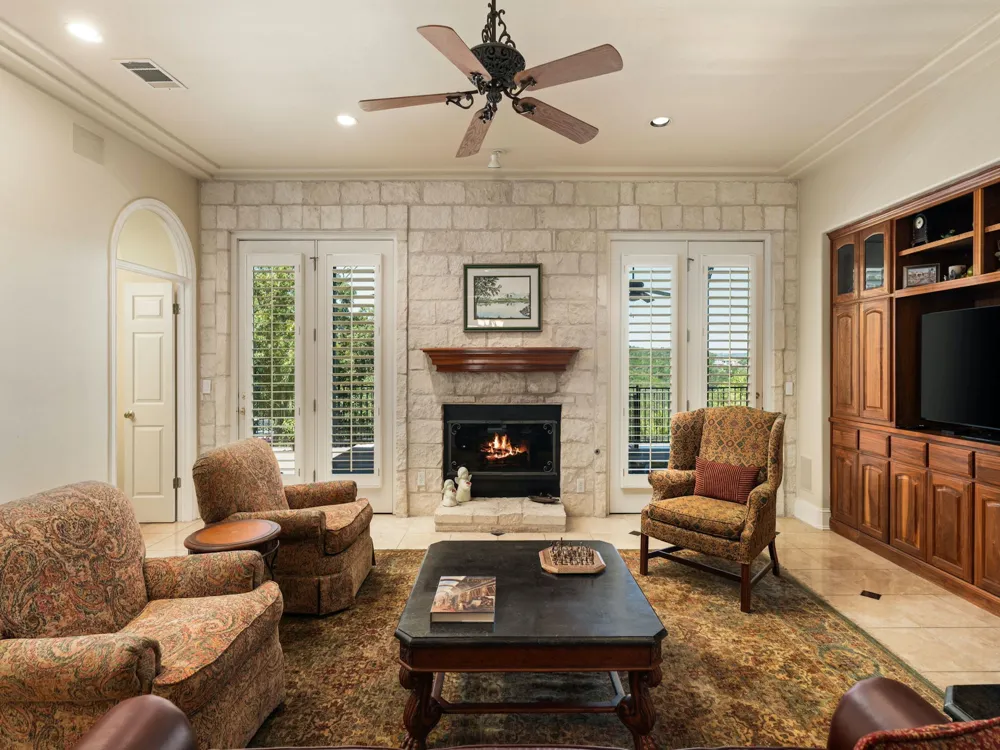 5708 Long Court Austin, TX 78730
