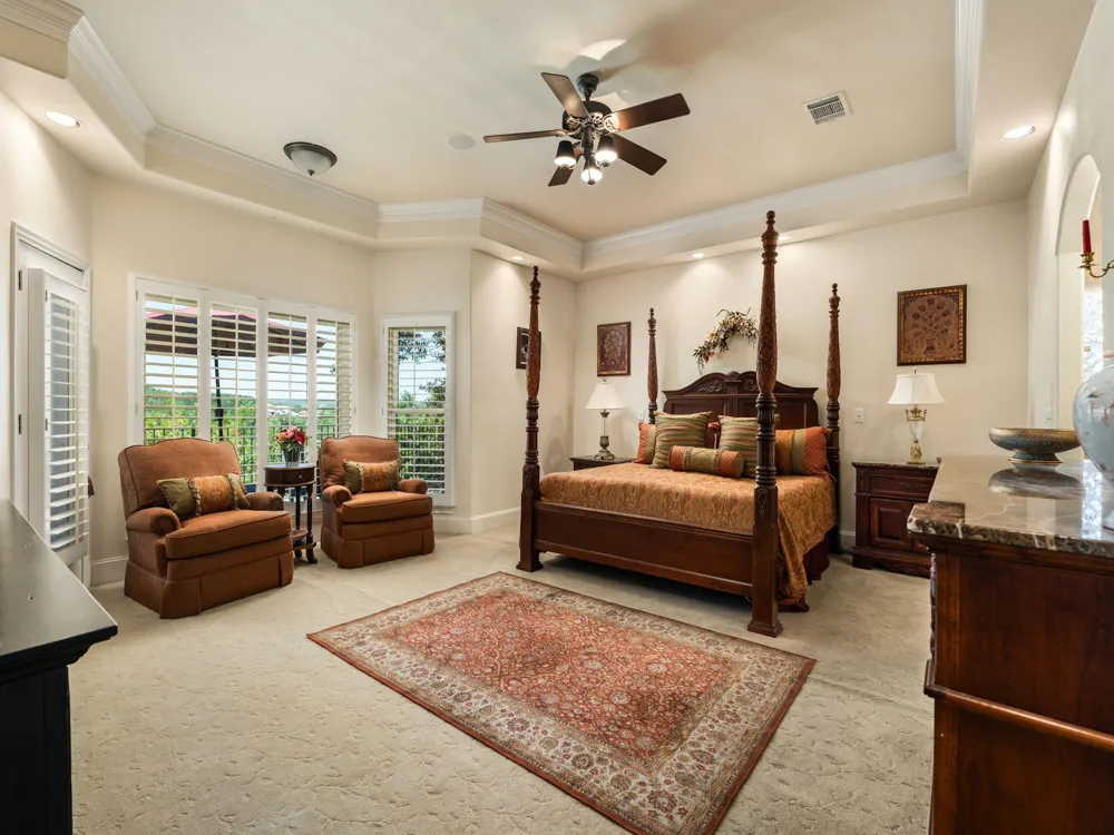 5708 Long Court Austin, TX 78730