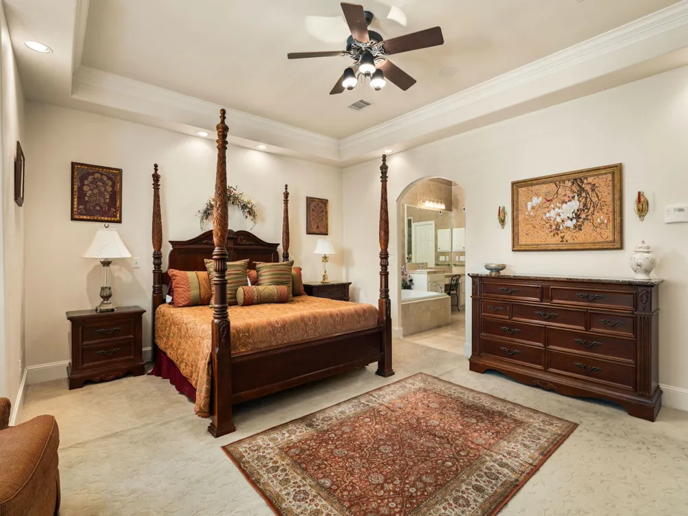 5708 Long Court Austin, TX 78730