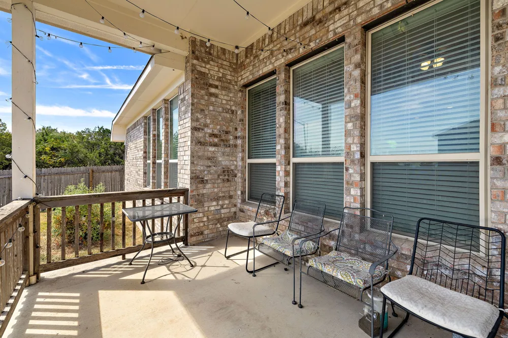 644 Peregrine Way Leander, TX 78641