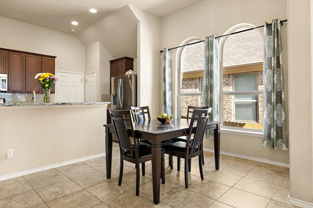 644 Peregrine Way Leander, TX 78641