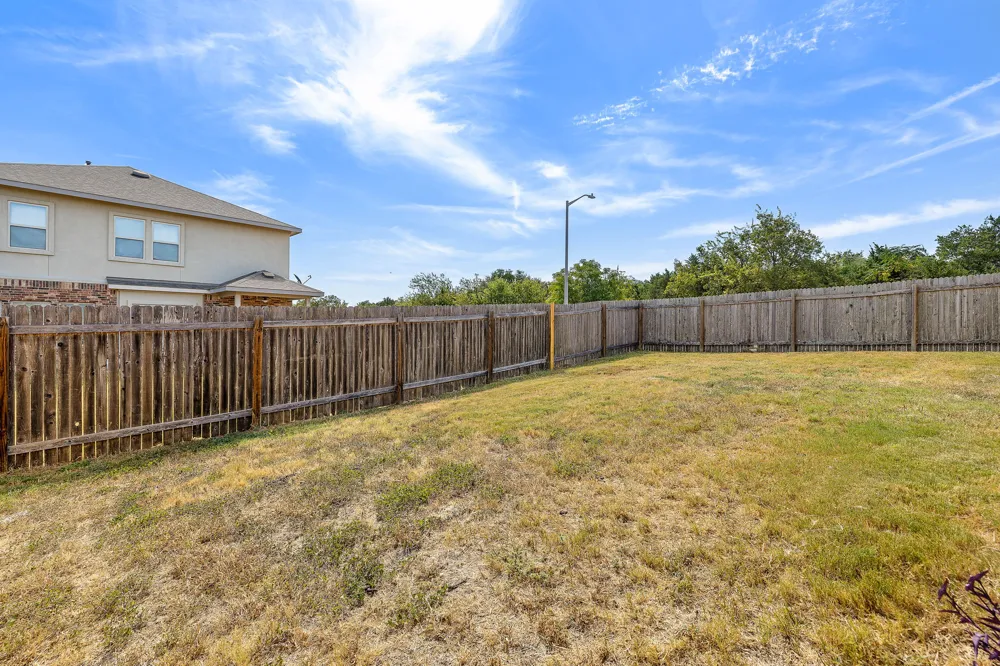 644 Peregrine Way Leander, TX 78641