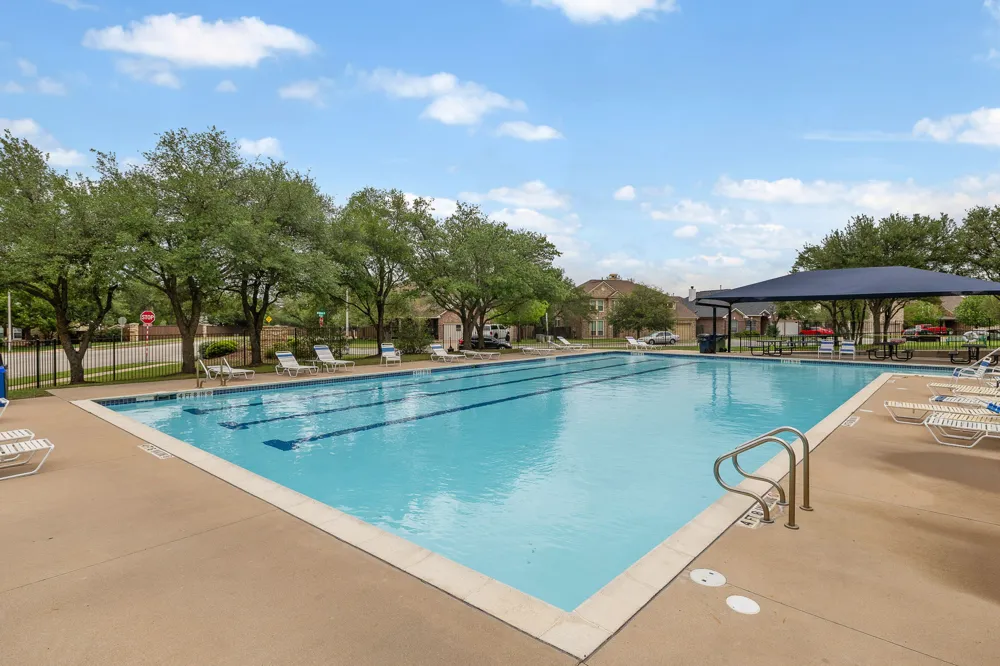 644 Peregrine Way Leander, TX 78641