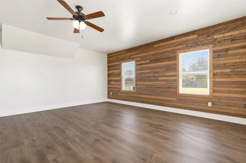 1206 Walter Hoffman Road Cedar Creek, TX 78612