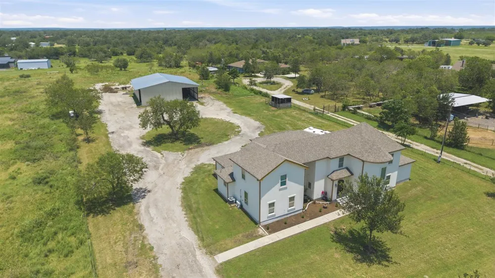 1206 Walter Hoffman Road Cedar Creek, TX 78612