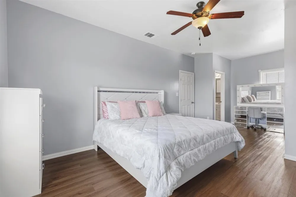 1206 Walter Hoffman Road Cedar Creek, TX 78612