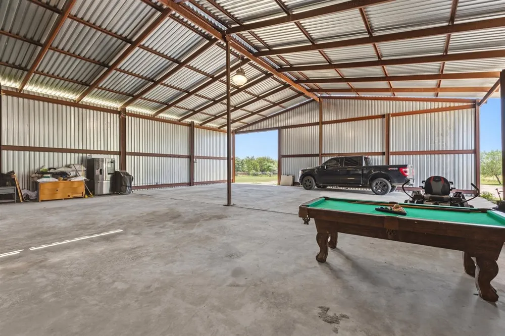 1206 Walter Hoffman Road Cedar Creek, TX 78612