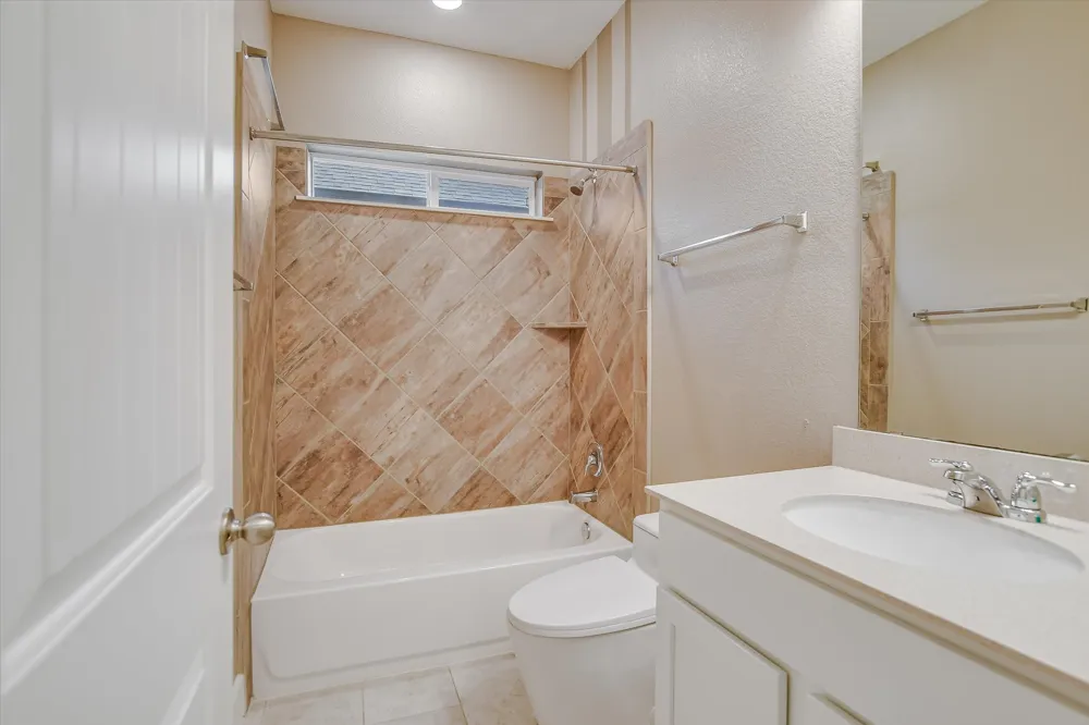 13820 Lyndon B Johnson Street Manor, TX 78653
