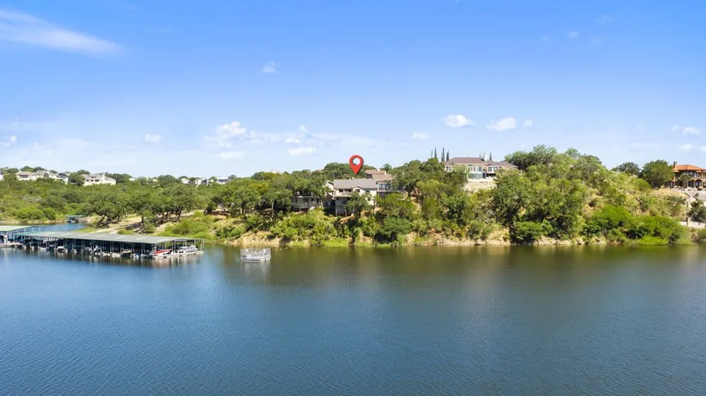 512 Harbor Drive #7 Spicewood, TX 78669